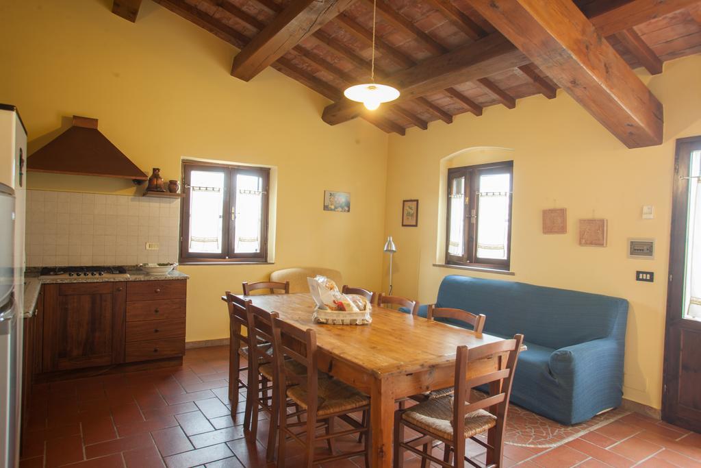 Bio Agriturismo Pratini Monte Lopio Bilik gambar